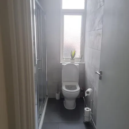 Attractive 2 Bed Apartments Free Wi-Fi And Parking Croydon Exterior foto